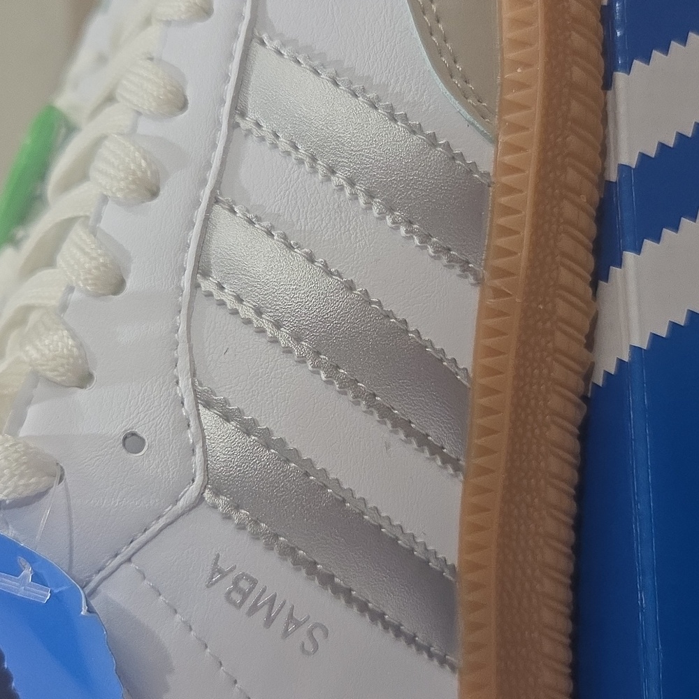 Beautiful Adidas Samba OG Tennis Shoes. Brand New! Unisex, M 8.5, W 9.5. - Picture 5 of 15
